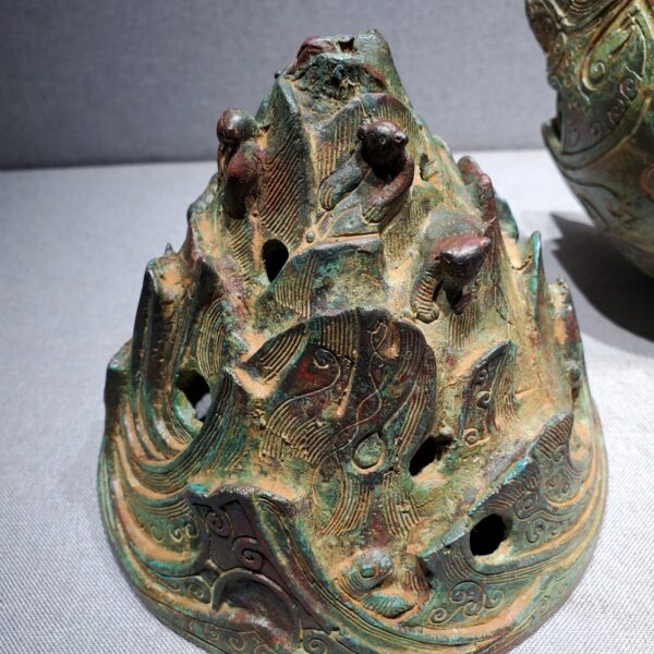 61c5e28cc8af1e16db1eb62ba3df90c Bronze Boshan Incense Burner